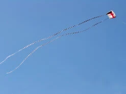 Transition Tails- 100 Ft -Fashion Kite Accessories Store 99182p BW transitionTail location 56333.1424050311