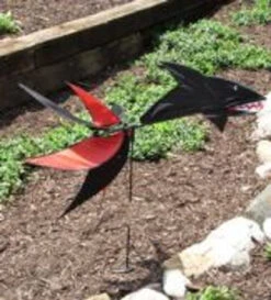 Lawn Spinner (Shark)